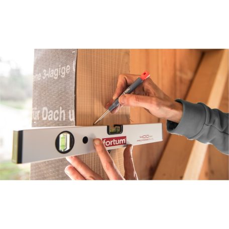 Extol ácsceruza, tölthető, átm:2,8 mm, HB, kupak klipsszel, 6 db 120 mm pótheggyel, hegyezővel