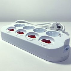   Technik Professional Elosztó 4 utas 1,5m kábel 1,5mm2 rézkábel + 4 kapcsoló 16A